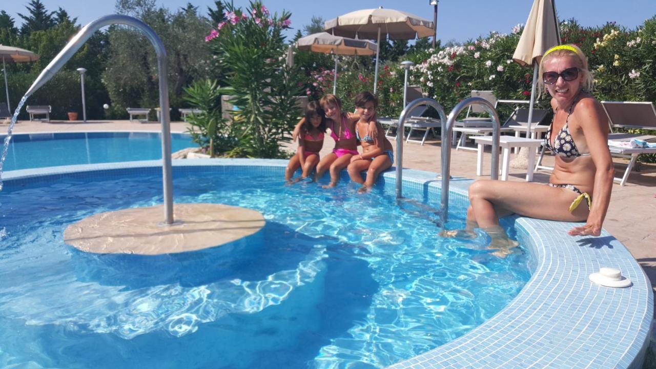 Agriturismo I Tesori Del Sud Vieste, Puglia Exterior foto
